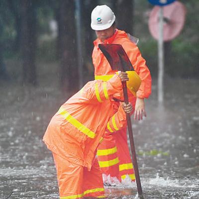 台风路径实时发布系统下载，掌握风的方向，守护家的安宁